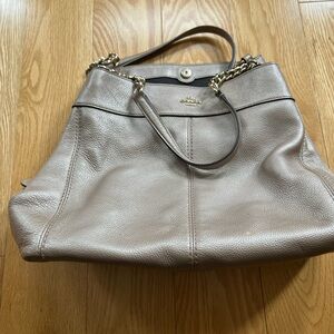 Coach Silver Shoulder Bag with Luxurious Leather